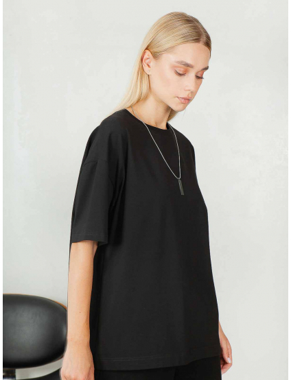 Картинка Футболка чорна